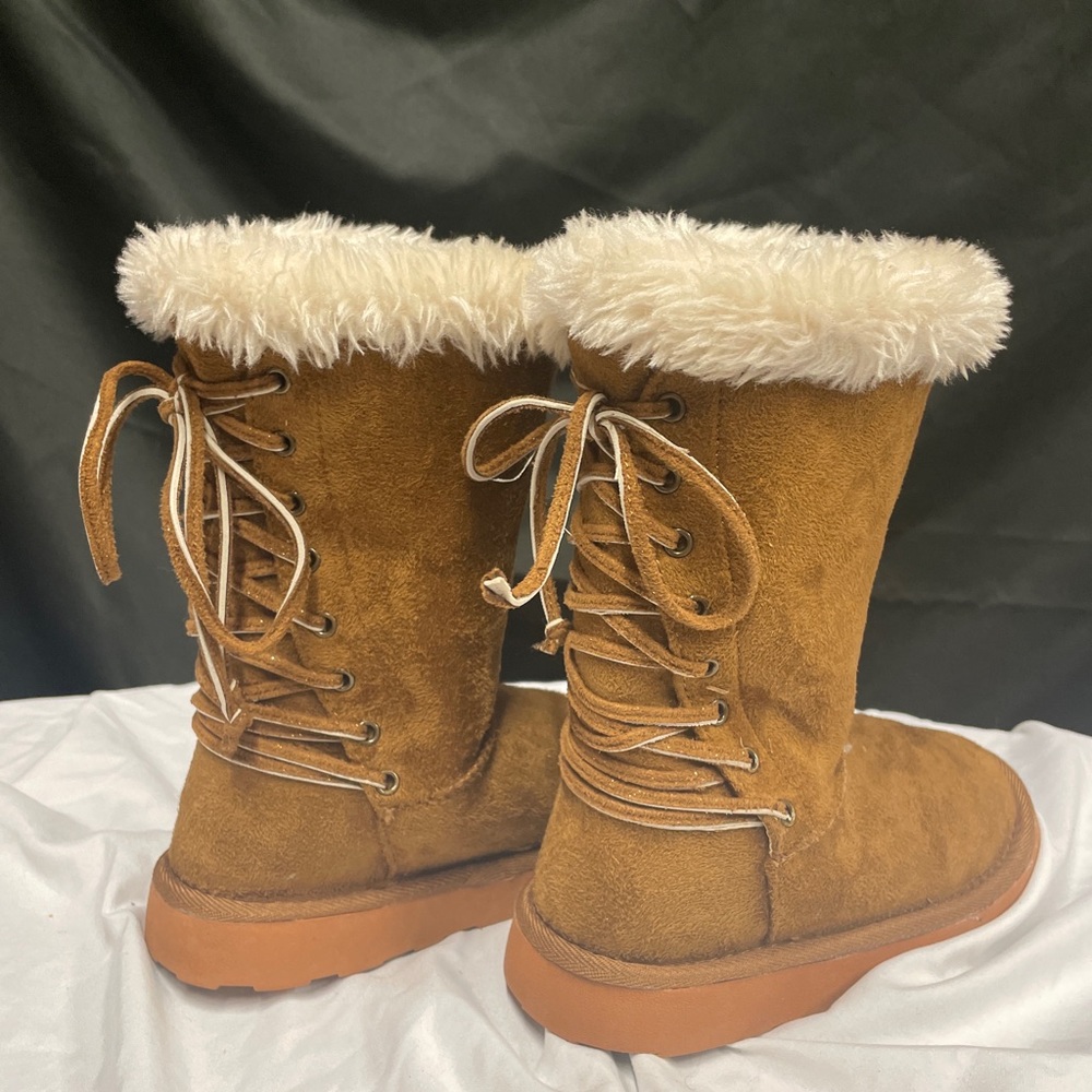 NEW  Girls BOOTS  Sz 13  Camel Brown Boots